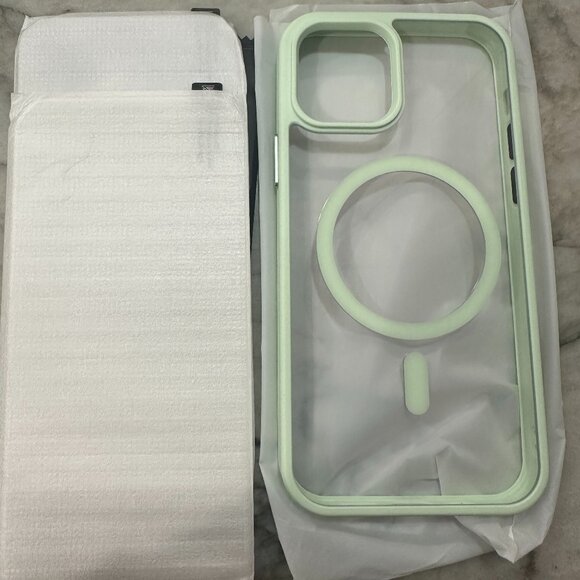 Iphone 12 case - Picture 1 of 3